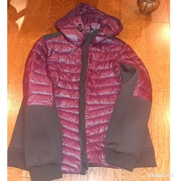 DKNY Puffy Sports Jacket - Picture 4 of 7